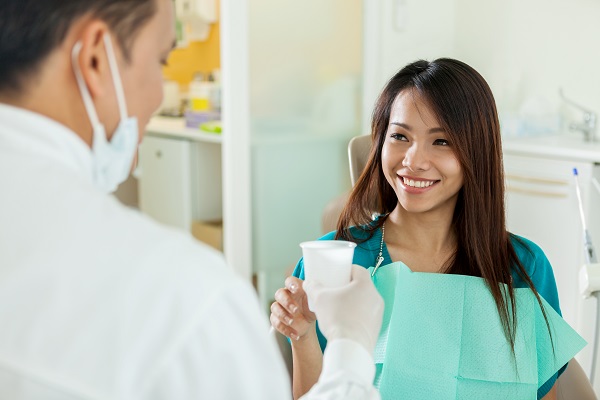 A Family Dentist In Cary Answers: Should I Use Mouthwash?